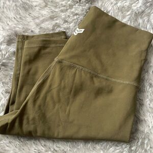 Strong physiquez leggings